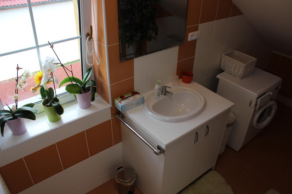 Orange Loft Apartment Kajov Exterior photo