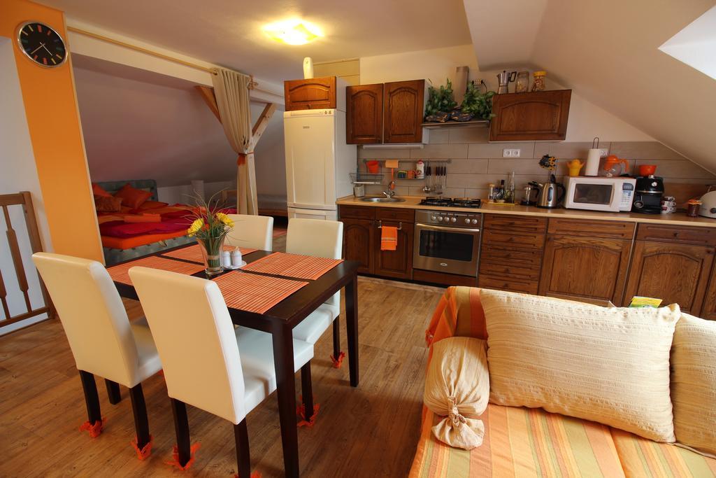 Orange Loft Apartment Kajov Exterior photo